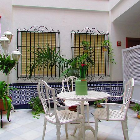 Hotel Mairena Mairena De Alcor Esterno foto